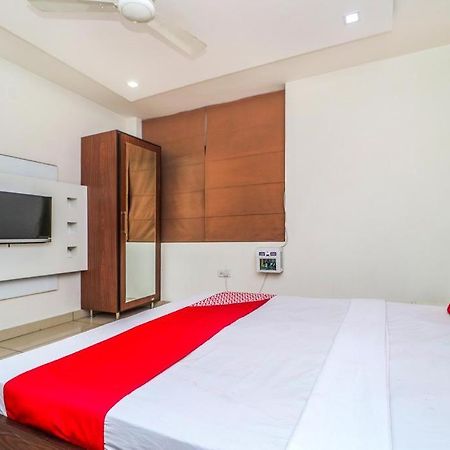 Hotel Sartaj ลูดิฮานา ภายนอก รูปภาพ